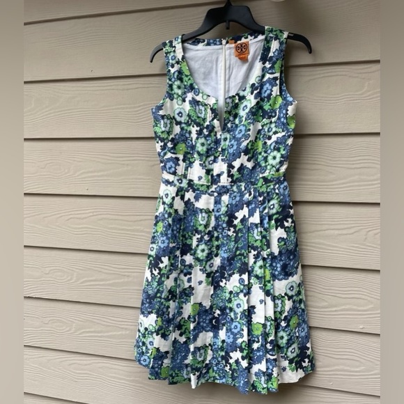 Tory Burch White Blue & Green Casual Dress - Picture 7 of 12